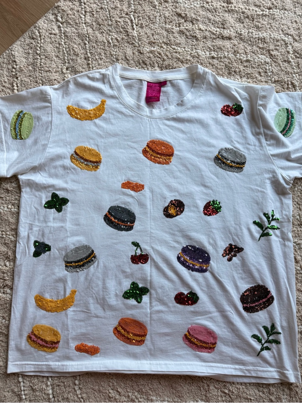 Queen of Sparkles Macaroon Tee Sz Xl